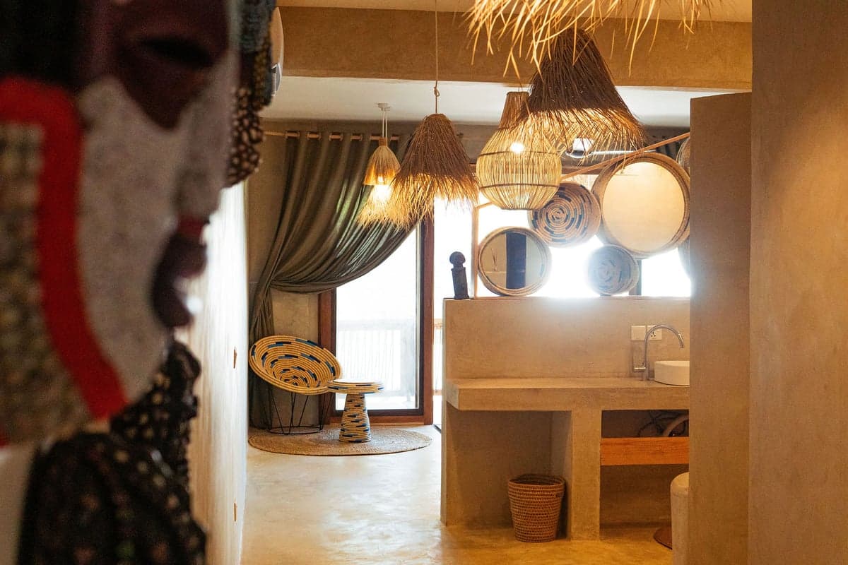 Studio with Balcony - Image 3